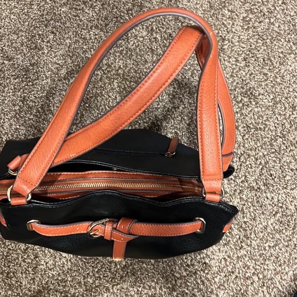 Jones of New York black purse with brown trim - Picture 2 of 9